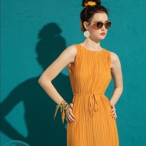 Uniqlo Pleated Dress Size M